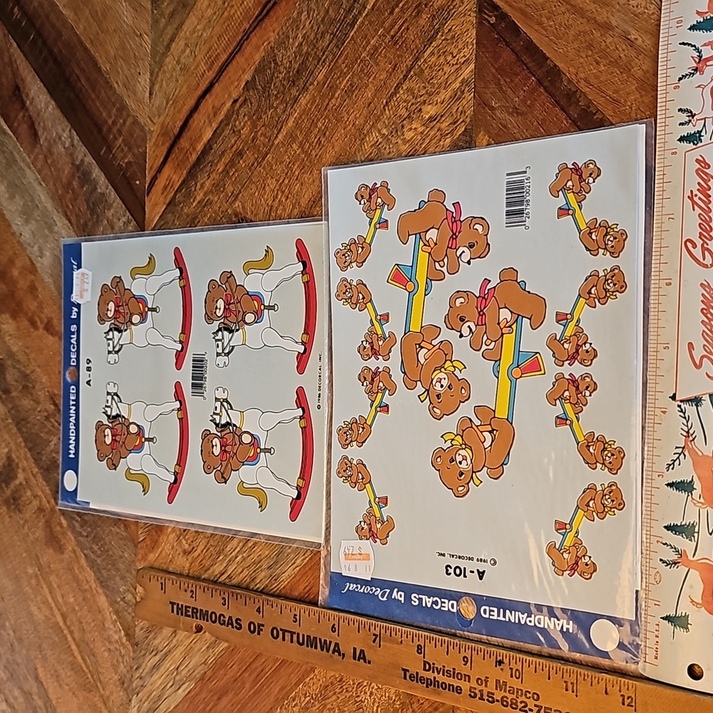 Handpainted decals by Decorcal